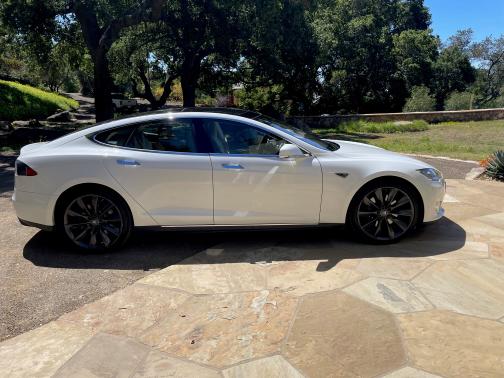 Photo 3 of 9 of 2012 Tesla Model S Signature Performance